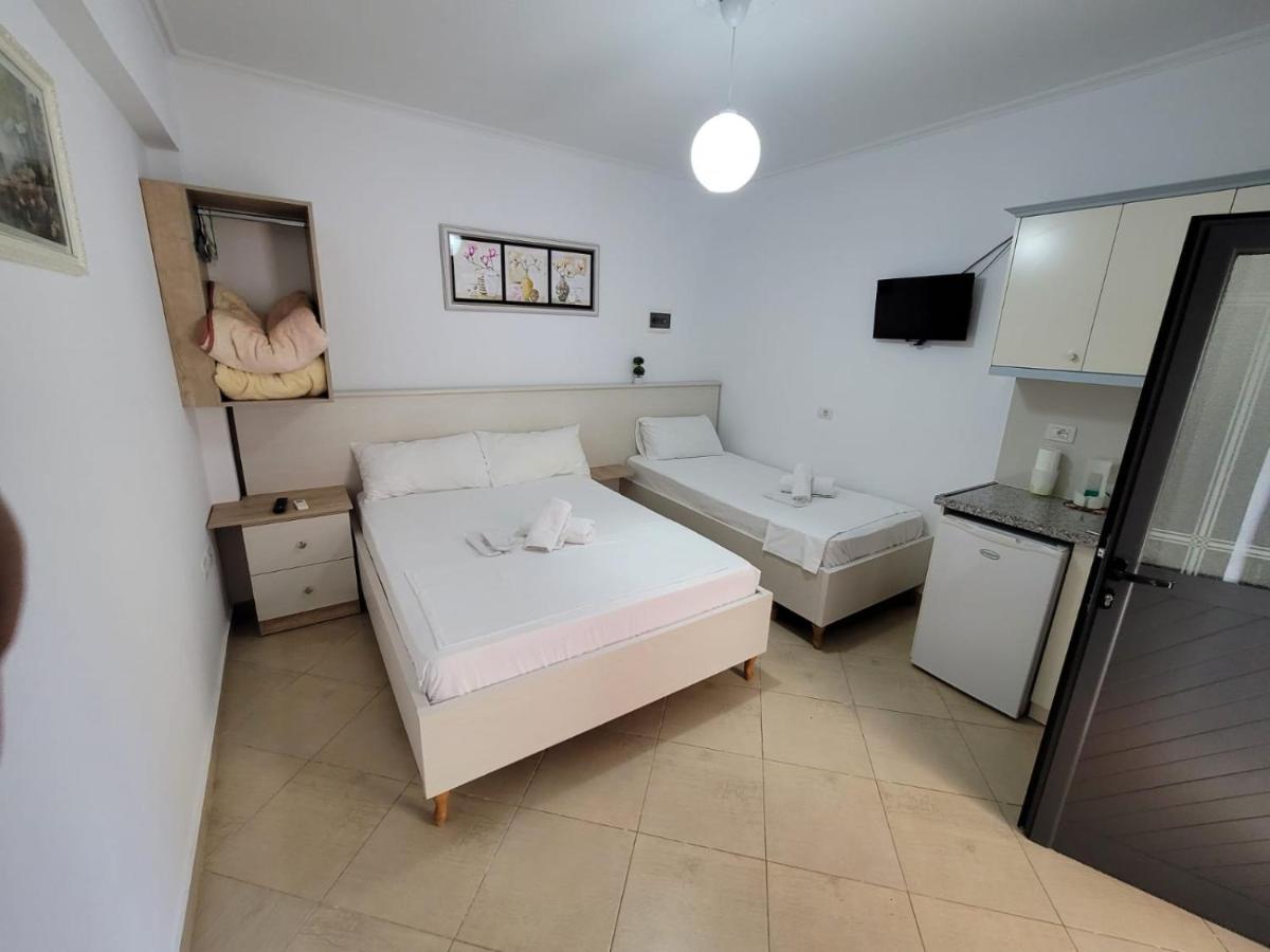 Amber Apartments Sarandë Exterior foto